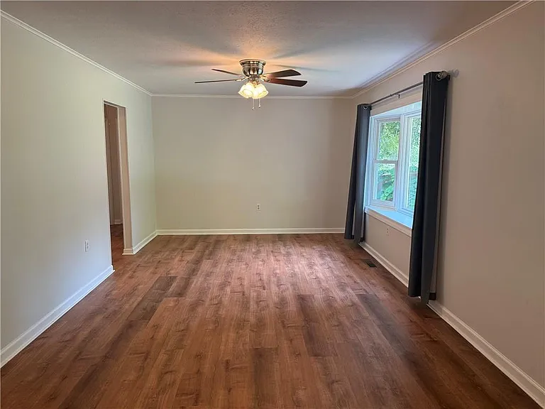 130 Goldust Ave — Photo 3