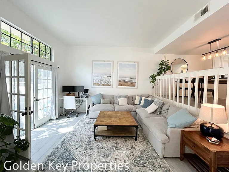 2372 Altisma Way #B — Photo 6
