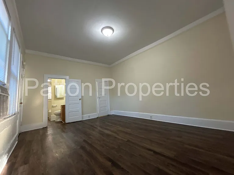 2223-2225 Greene Street - Inside CoC - R11409-17-07 — Photo 7