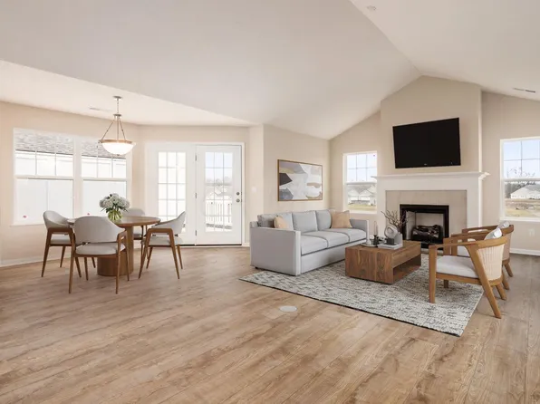 137 Narragansett Rd, Buckeye Lake, OH 43008