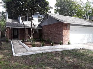 12110 Barrett Brae Dr, Houston, TX 77072