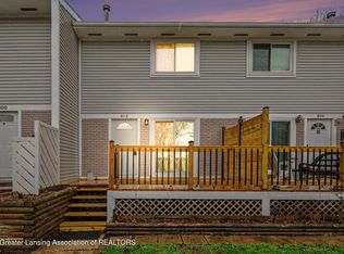 802 Randy Ln, Saint Johns, MI 48879