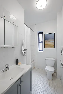 Rented by Platinum Properties | media 8