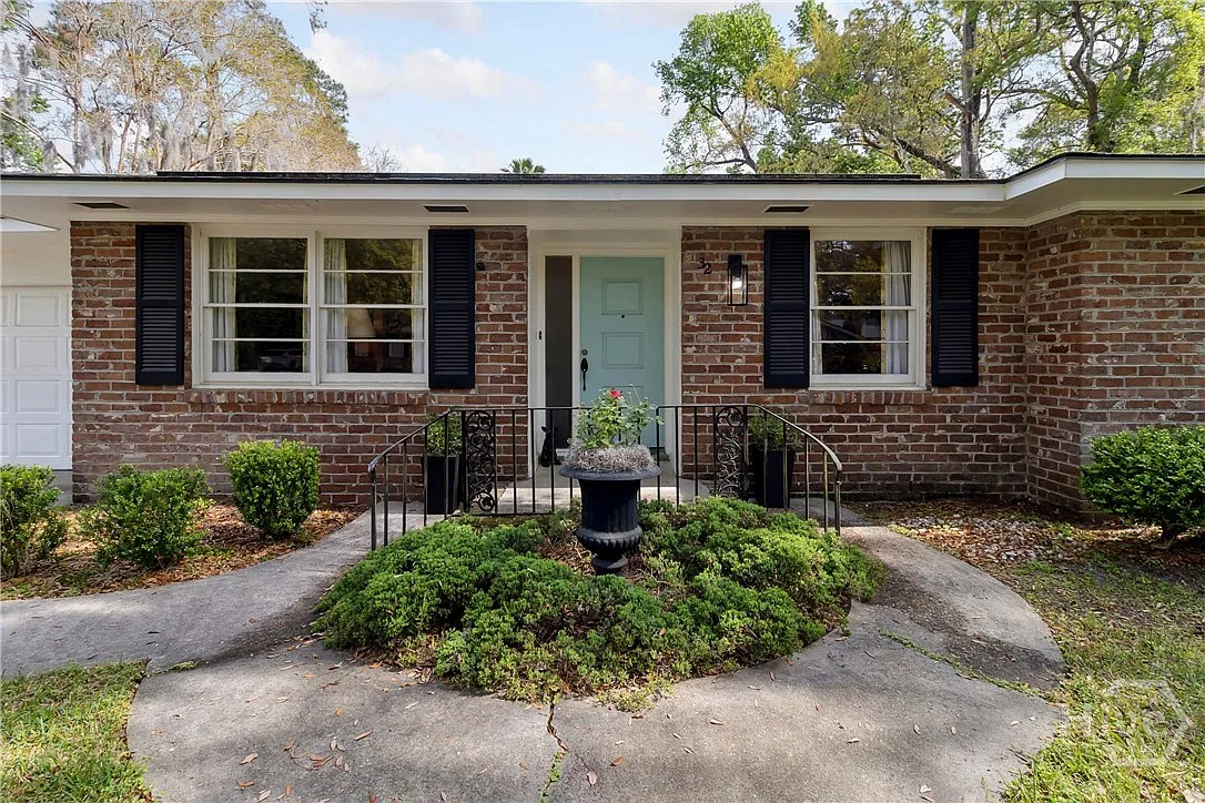 3 bed, 2.0 bath, 1531 sqft, $2,900 — Photo 3