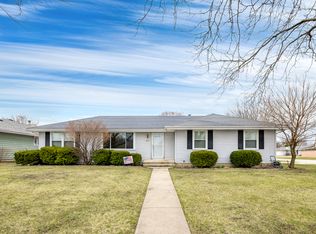 2606 Ruth Fitzgerald Dr, Plainfield, IL 60586