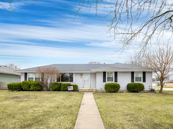 2606 Ruth Fitzgerald Dr, Plainfield, IL 60586