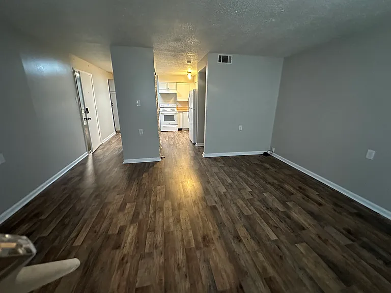 310 East St #11 — Photo 2