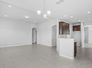 3945 Glenloch Way, Converse, TX 78109