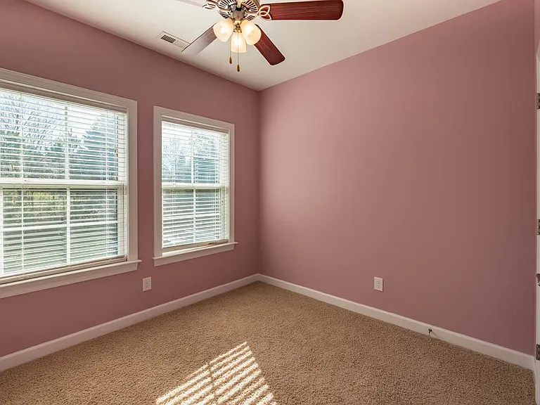 319 Legends Way — Photo 17
