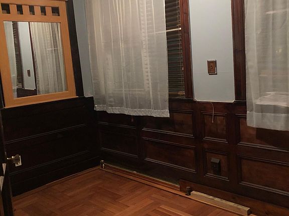 5th image of 81 E 237th St #1