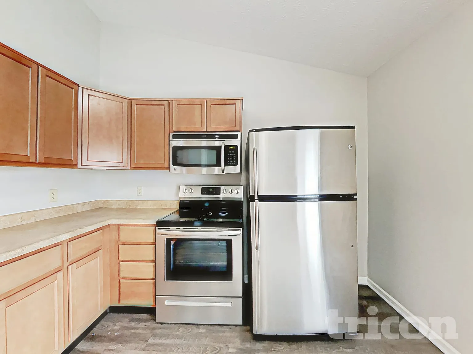121 Hilltop Farms Boulevard New Whiteland IN — Photo 3