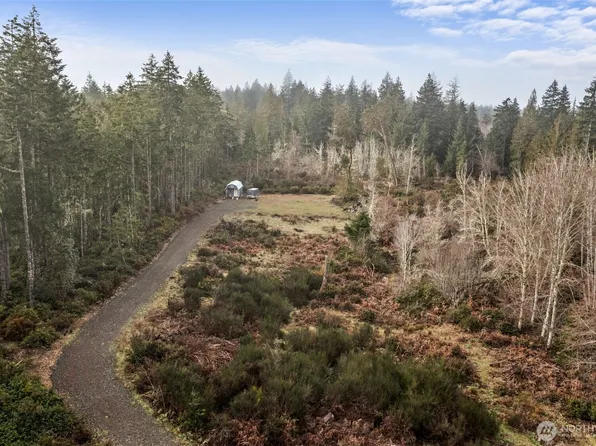 2561 E Harstine Island Road N, Shelton, WA 98584