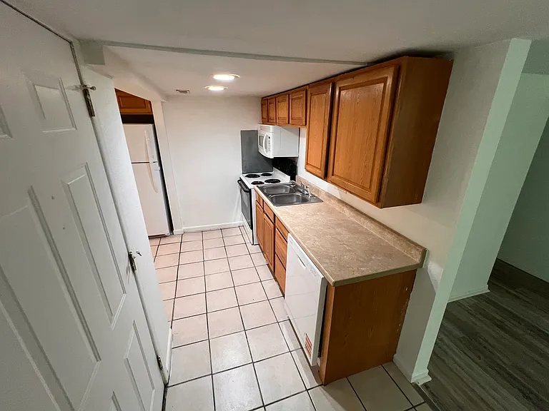 85 Northshore Dr #A — Photo 8