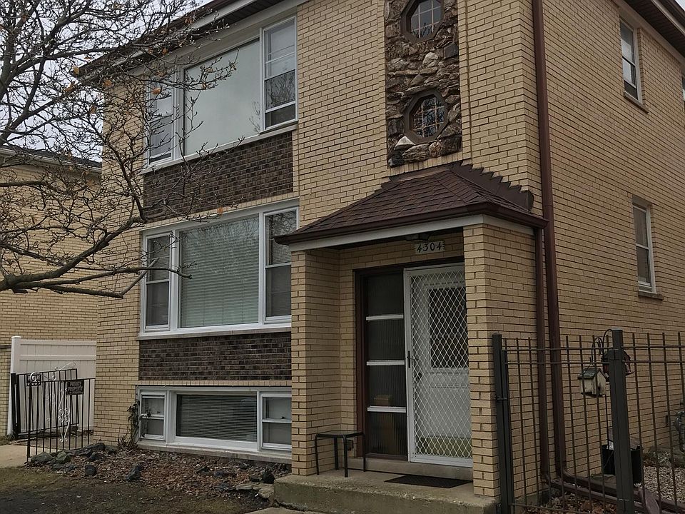 1st image of 4304 N Neva Ave