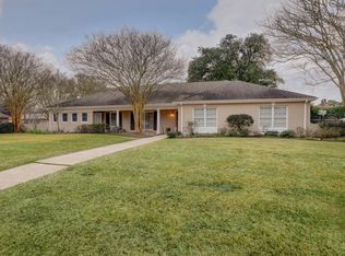 1112 Greenbriar Rd, Lafayette, LA 70503