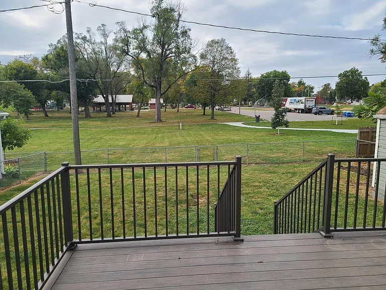 224 Hillside Ave — Photo 9