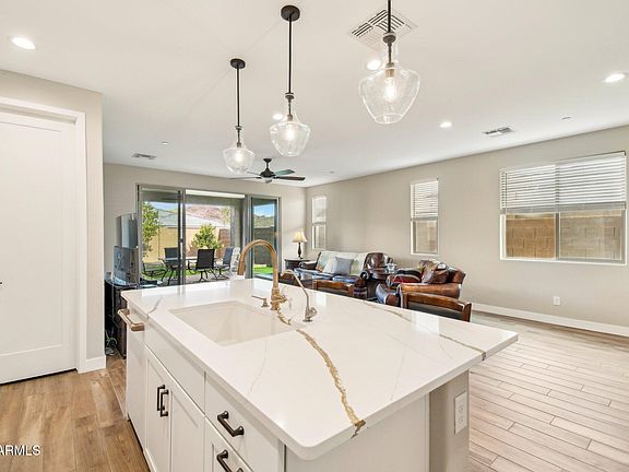 5th image of 13218 W CRIMSON Terrace