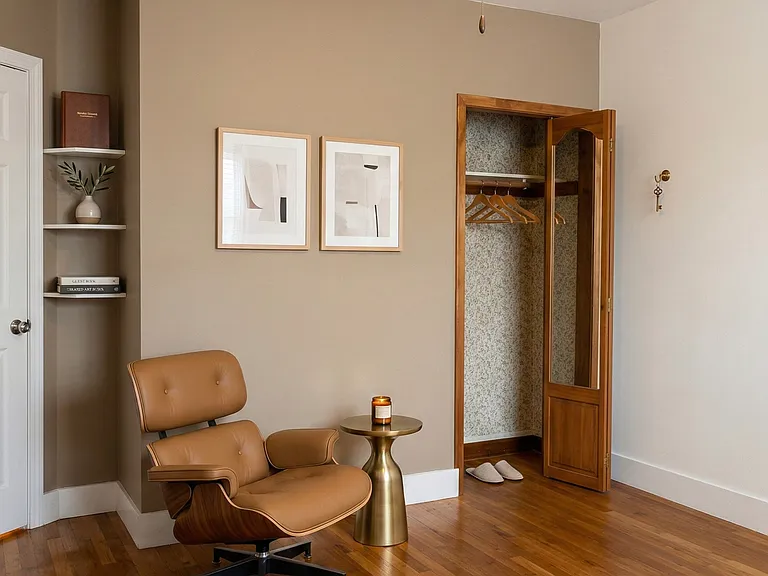 19 Shannon St #4 — Photo 3