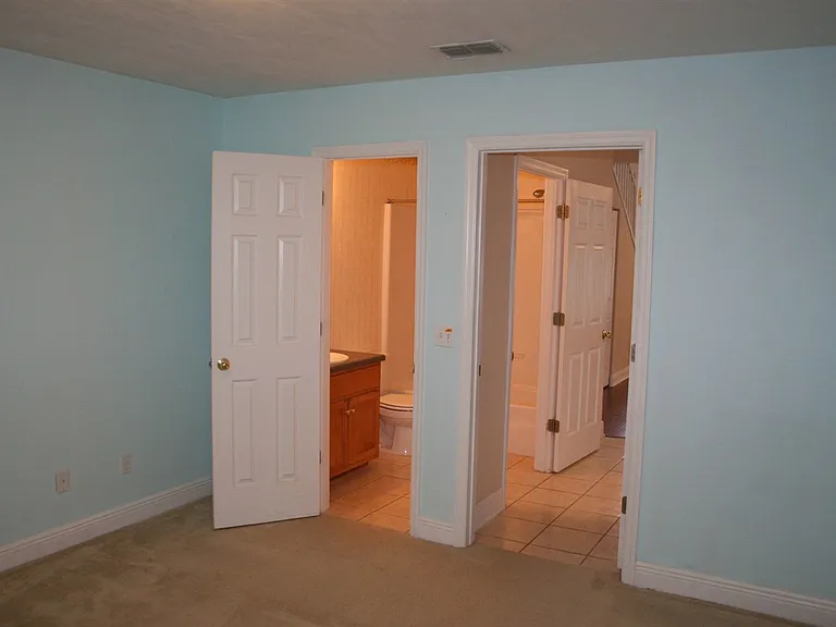 3538 Chatelaine Ct — Photo 26