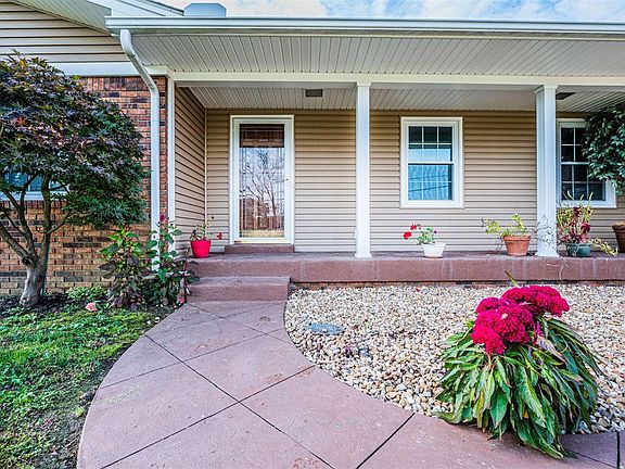 5th image of 117 Alta Vista Way