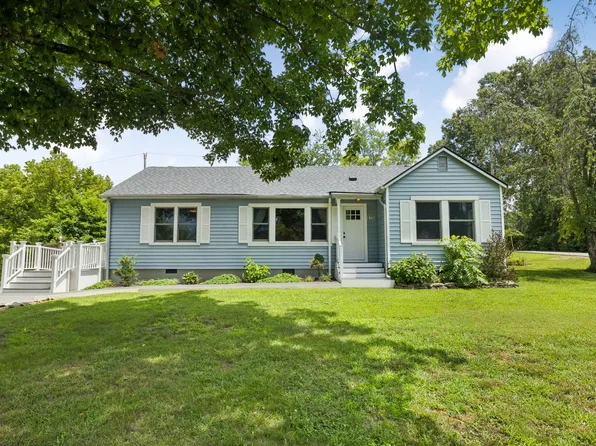 635 Dotsonville Rd, Clarksville, TN 37042