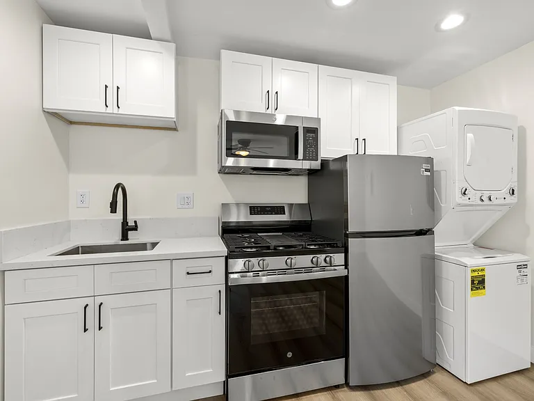 4438 Wilson Ave — Photo 1