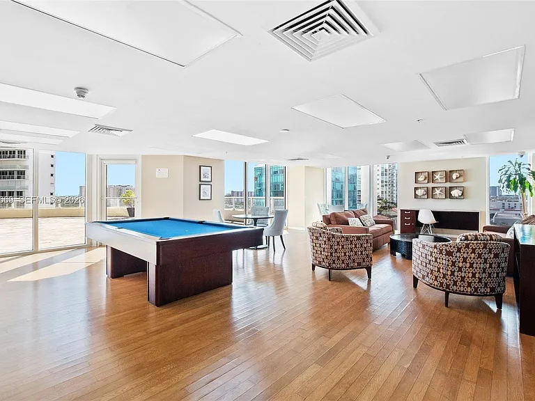 16699 Collins Ave #4204 — Photo 31