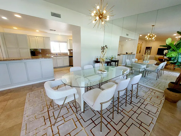 75452 Palm Shadow Dr — Photo 9