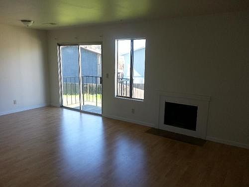 1st image of 2452 Burlington Pl