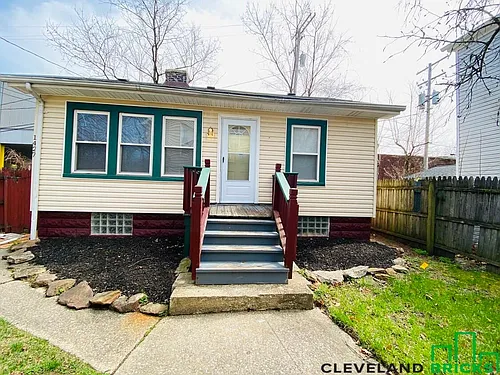 1427 W 54th St #3 Photo 1