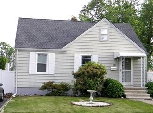 141 Lockwood Ave, Woodbridge, NJ 07095