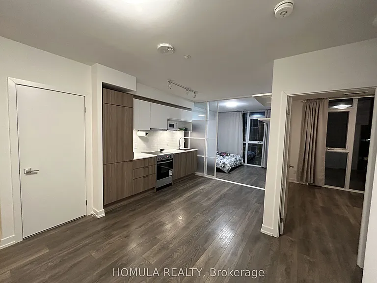 159 Wellesley St E #303 — Photo 3