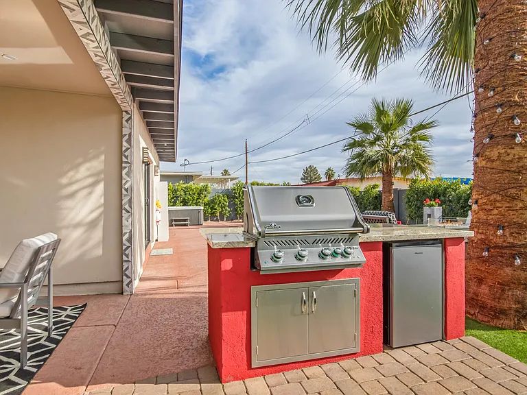 7737 E Roosevelt St — Photo 28