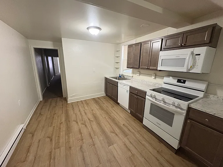107 Ann St #1 — Photo 1