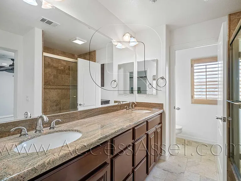 28929 Frankfort Ln — Photo 23