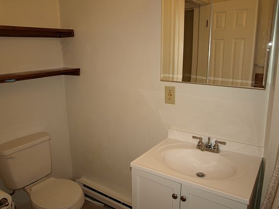2nd image of 59 Philip St #1