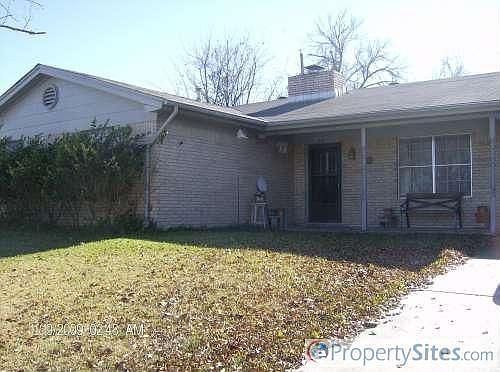 2nd image of 416 Cottonwood Dr