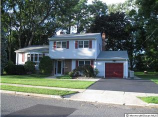 19 Alimar Dr, Middletown, NJ 07748