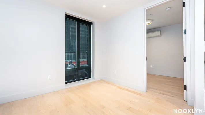 Rented by Nooklyn NYC LLC | media 6