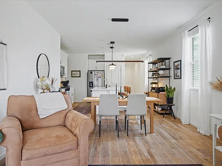 11845 W Rodeo Trl — Photo 9