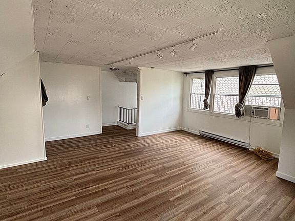 3rd image of 84 Maryland St #3