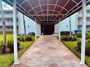 1000 Hillcrest Ct APT 111, Hollywood, FL 33021