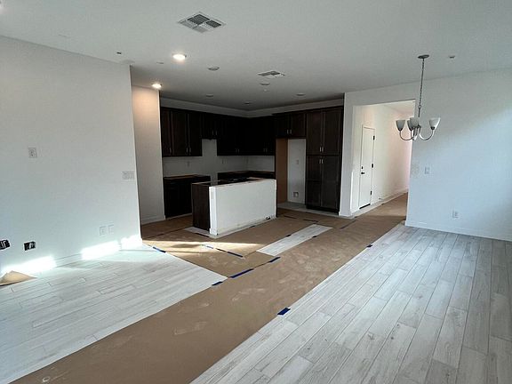4th image of 20554 W VERMONT Avenue