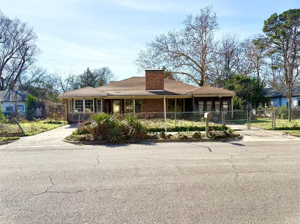 609 Hickory St, Hughes Springs, TX 75656