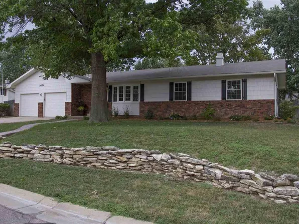 1410 Briarwood Ln, McPherson, KS 67460