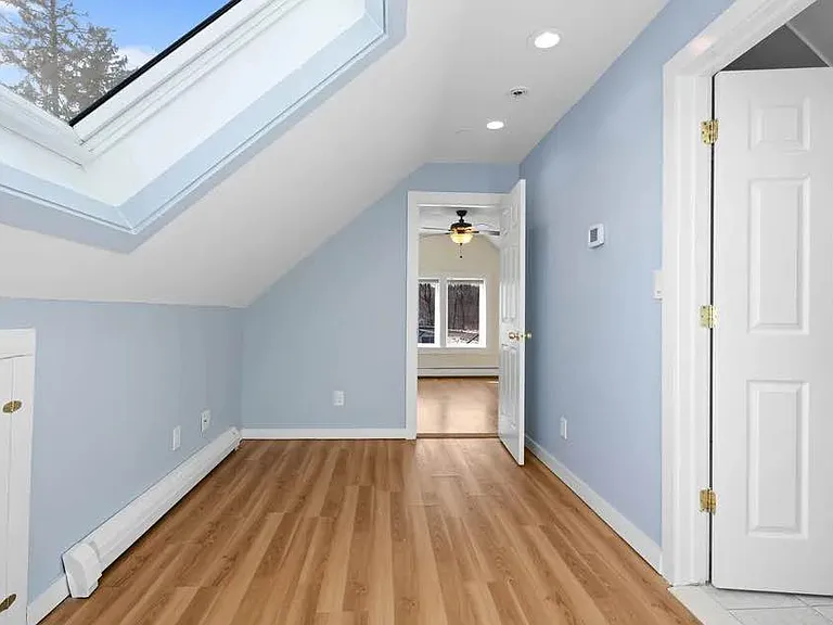 5 Elm St #3 — Photo 3