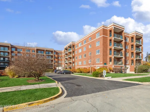 5360 N Lowell Ave APT 307, Chicago, IL 60630
