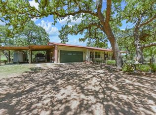 323 Vic Ln, Fredericksburg, TX 78624