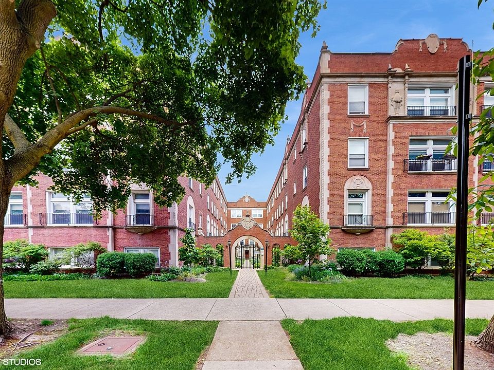 1st image of 1546 W Sherwin Ave APT 2N