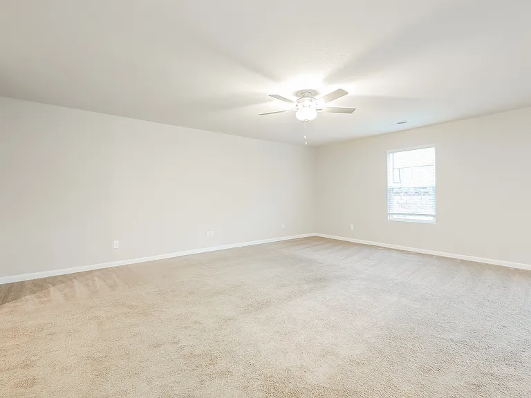 2139 Southlea Dr — Photo 7